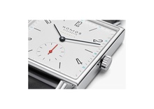 Men's watch / unisex  NOMOS GLASHÜTTE, Tetra Neomatik 39 / 33mm x 33mm, SKU: 421 | watchapproach.com