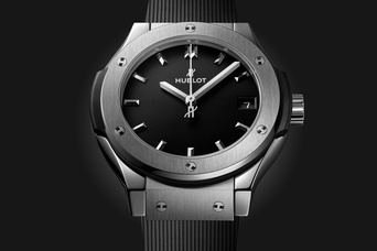 Ladies' watch  HUBLOT, Classic Fusion Titanium / 33mm, SKU: 581.NX.1470.RX | watchapproach.com