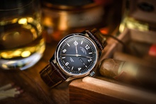 Men's watch / unisex  MÜHLE-GLASHÜTTE, Lunova Day/Date / 42.3mm, SKU: M1-43-26-LB | watchapproach.com