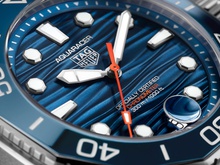 Men's watch / unisex  TAG HEUER, Aquaracer Professional 300 Date / 42mm, SKU: WBP5111.FT6259 | watchapproach.com