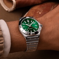 Men's watch / unisex  BREITLING, Chronomat Automatic GMT / 40mm, SKU: A32398101L1A1 | watchapproach.com