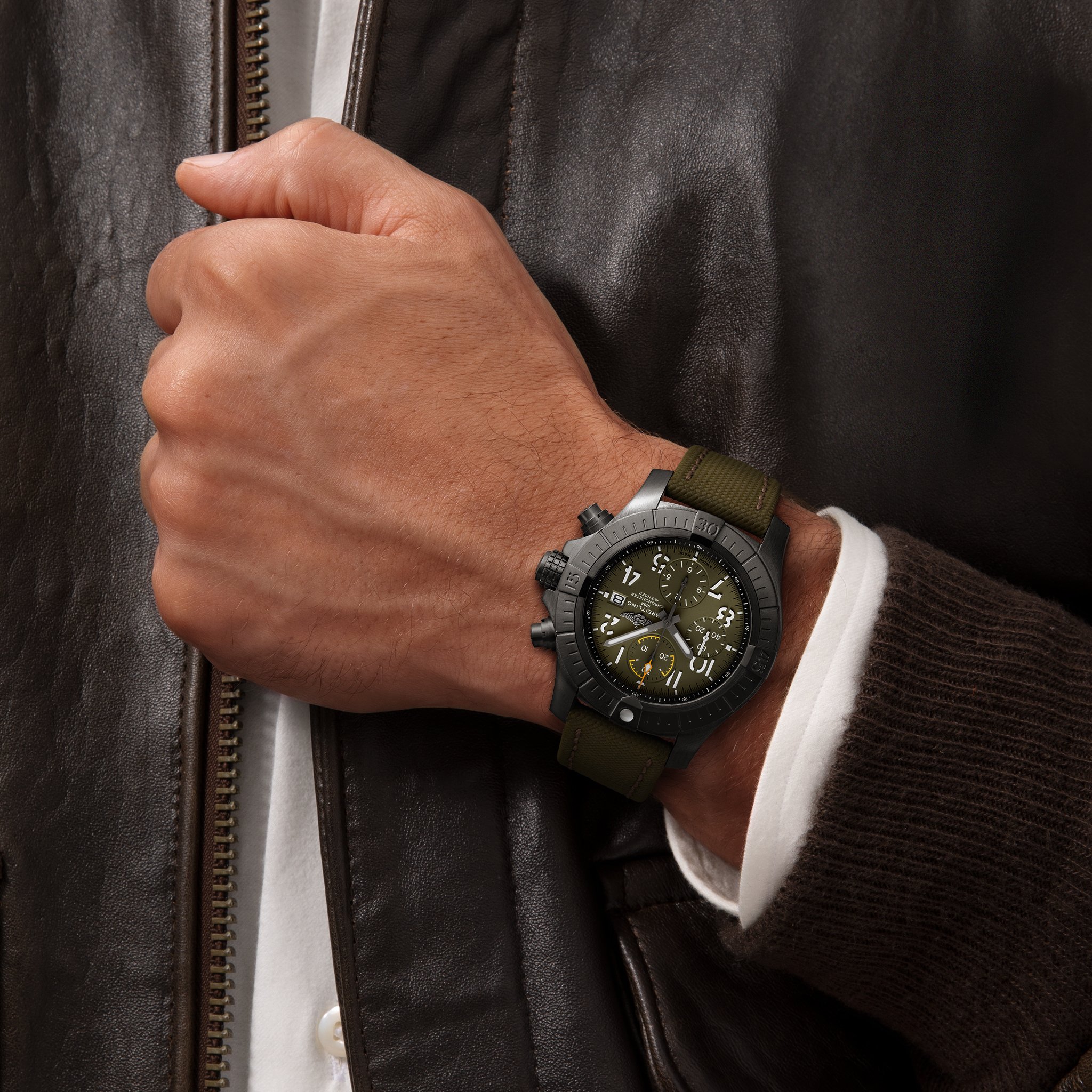 Men's watch / unisex  BREITLING, Avenger Chronograph Night Mission / 45mm, SKU: V13317101L1X1 | watchapproach.com
